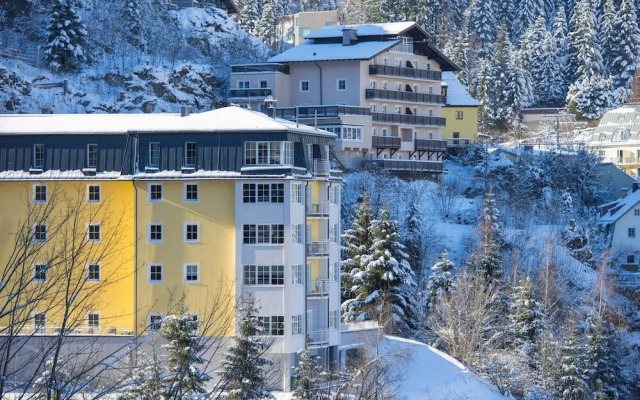Apartment Bad Gastein Near Ski Slopes