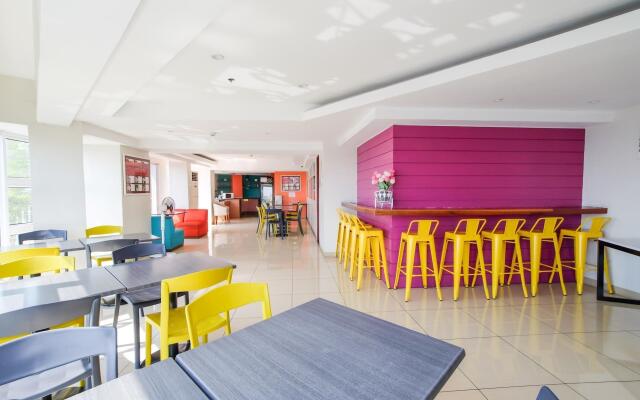 MySpace Hotel at BGC