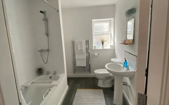 Eden Escapes Serviced Apartments