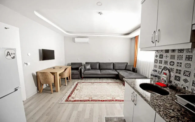 Adam Apart Hotel