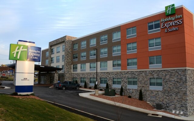 Hol. Inn Exp. and Suites Pittsburgh - Monroeville
