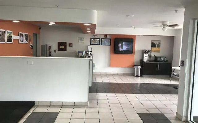 Motel 6 Marysville South