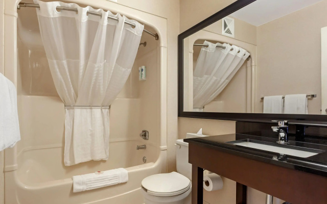 Comfort Inn Brantford