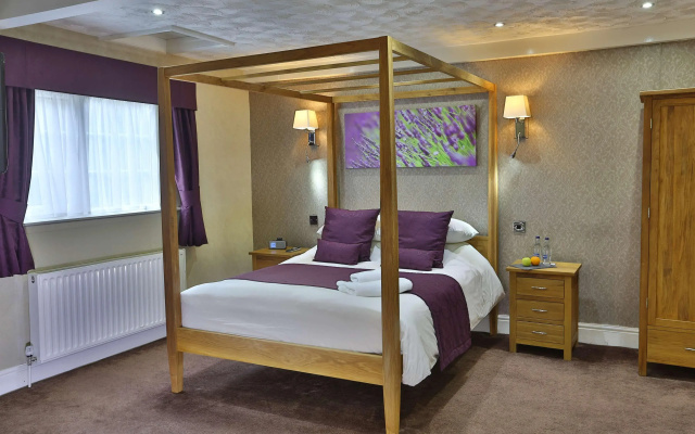 The Old Mill Hotel