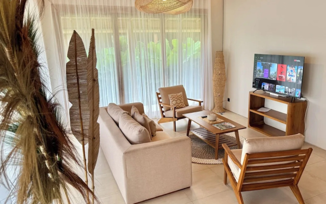 Villa Lily Bay – Guest Rooms – Montong Ajan
