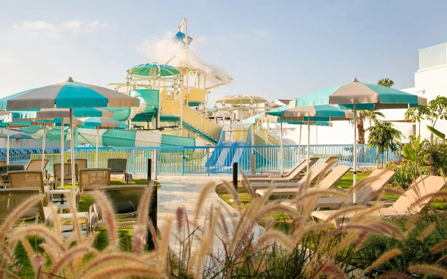 Atlantica Aqua Blue Hotel