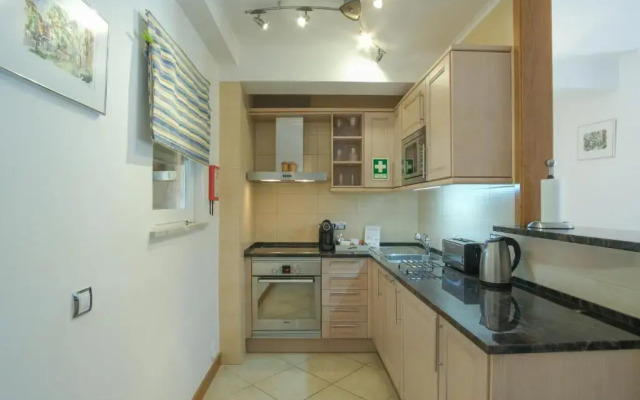 Casa Monte Cristo Apartments - Plum