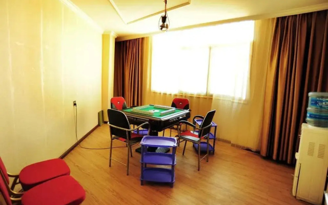 Kunming Jiyang Hot Spring Hotel