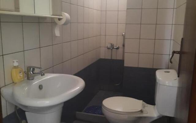 Evis Rooms