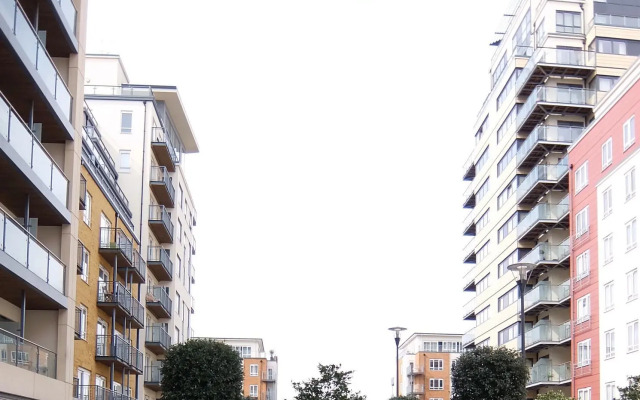 Serviced Apartments Colindale