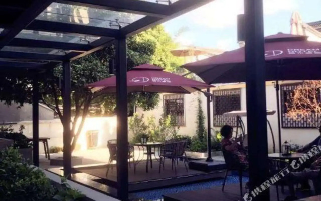 Zhenqing Bieyuan Boutique Hotel