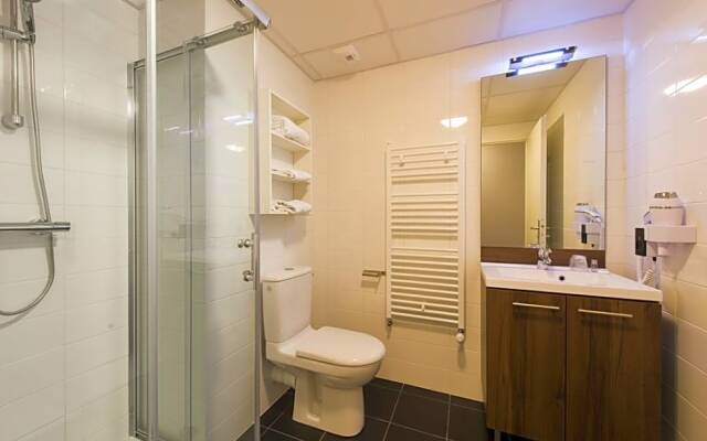 Adonis Dijon Maison Internationale