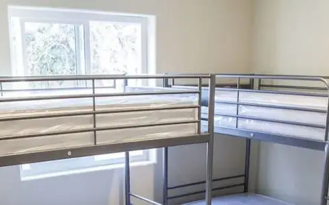 Los Angeles Extended Stay Hostel