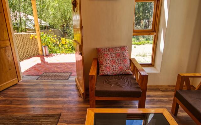 Chalet Seabuckthorn