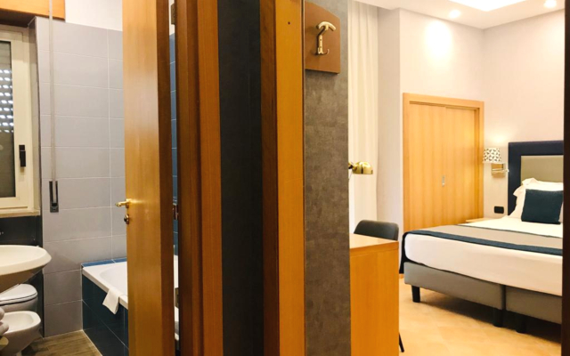 American Hotel