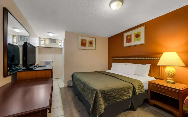 Knights Inn Burlington, ON