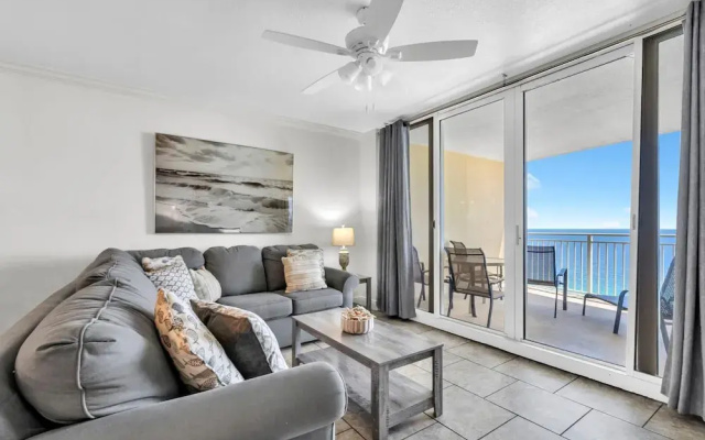 Emerald Beach 2336