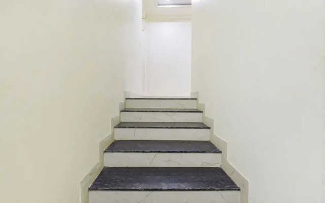 Fabhotel Gupta Residency