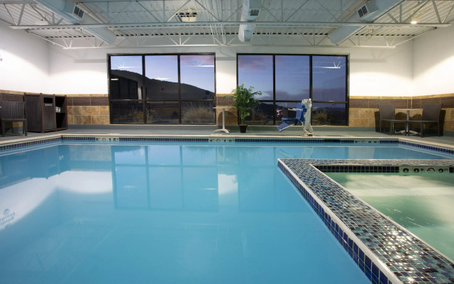 Holiday Inn Express & Suites Denver SW-Littleton by IHG