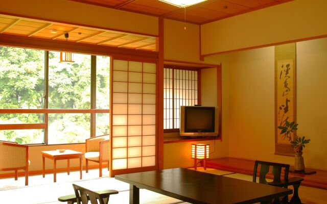 Yamanaka Onsen Ohanami Kyubei
