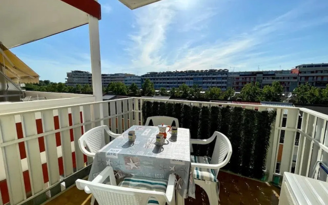 Bright Studio With Stunning Terrace