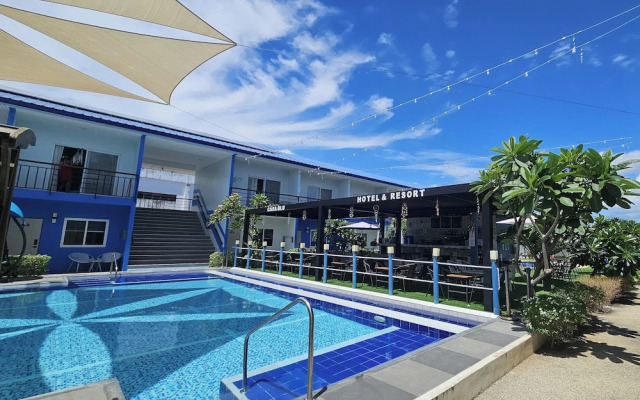 Casa Blu Hotel & Resort