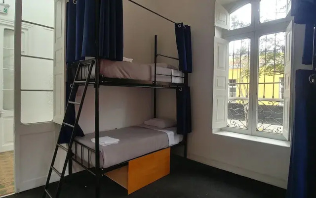 Casa Eguren Art Hostel - Adults Only