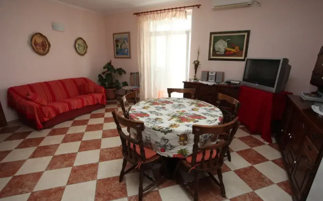 Split Apartments Peric