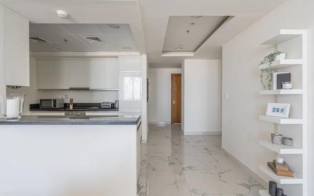 HiGuests - Amna Tower