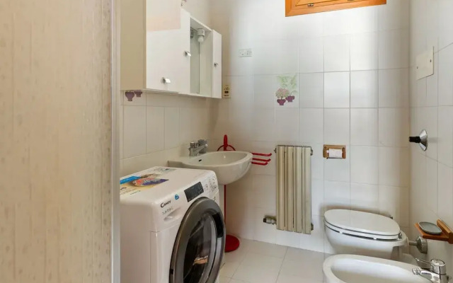 Snug Apartment in Ospedaletti With Swimming Pool