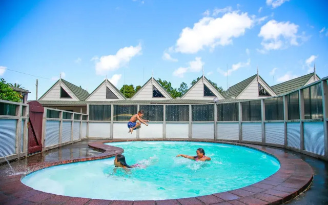 Bulls Motel & Holiday Park