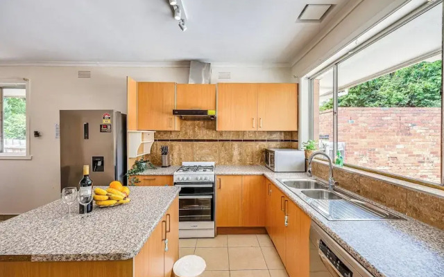 StayAU Serene 3BR Haven for Families