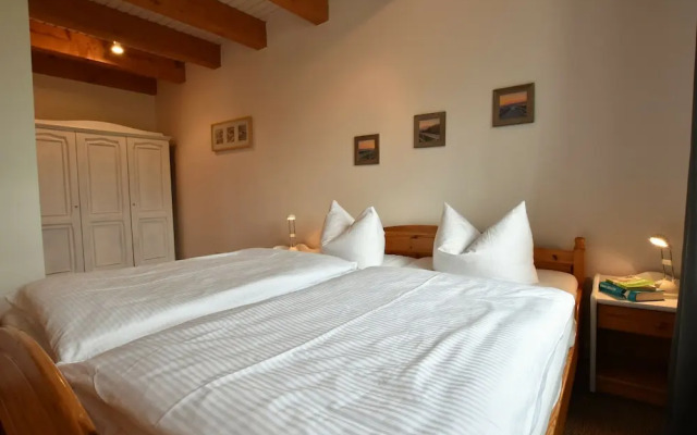 Cosy Apartment in Insel Poel With Fireplace