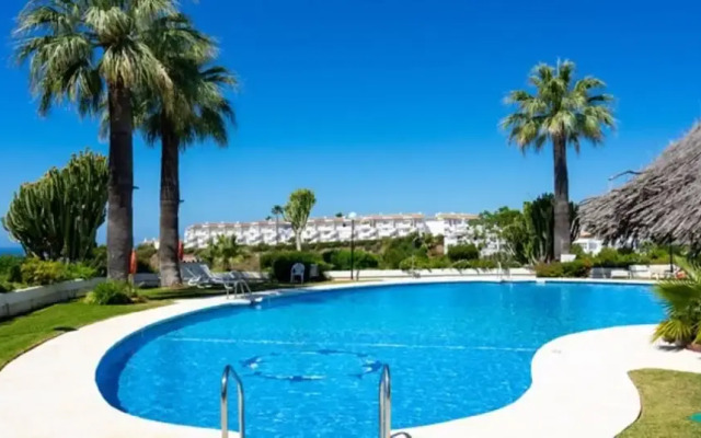 Apartment - 2 Bedrooms with Pool, WiFi and Sea views - 107869