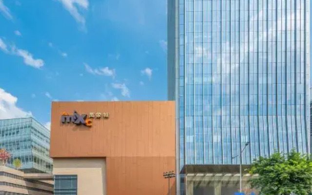 Wanxiang Mingjia Hotel (Jinan Olympic Sports Center Wanxiangcheng)