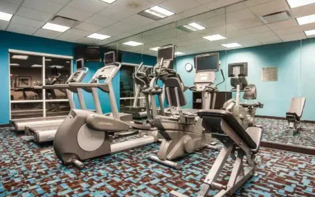 Comfort Inn & Suites South Akron