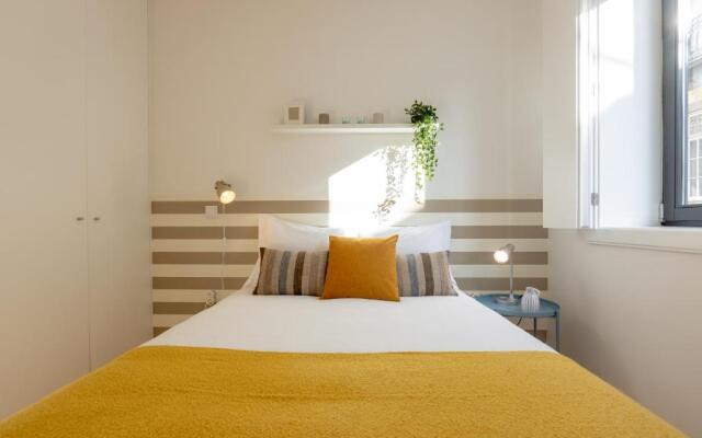 Sweet Flat 4Two in City Center w/ Balcony