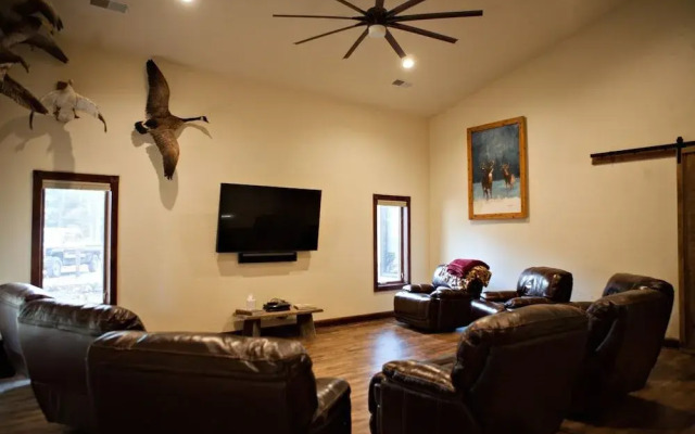 Two Hats Ranch