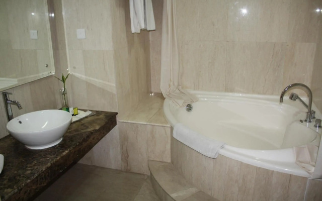 Grand Pasundan Convention Hotel