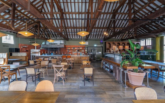 Ridings at Theobalds Park