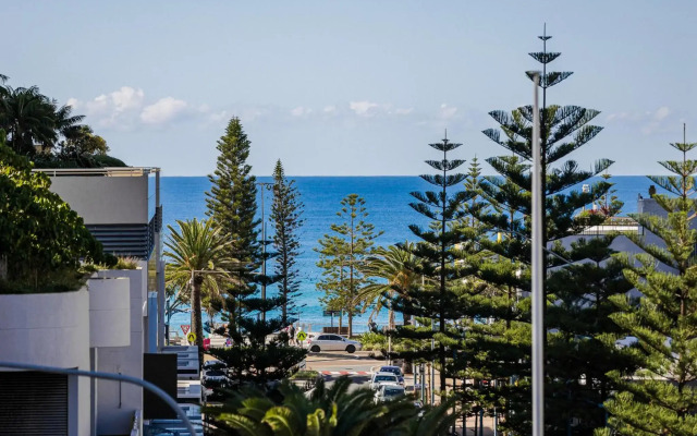 BUNK Surfers Paradise - International Backpacker Hostel