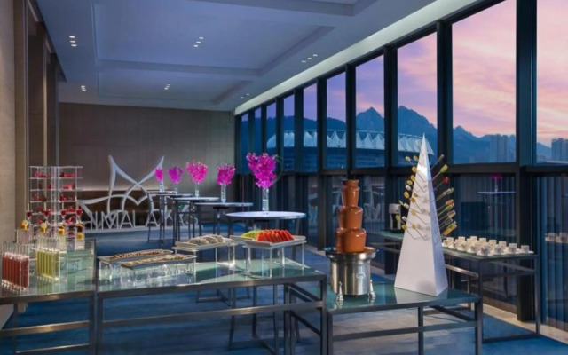 Himalayas Qingdao Hotel