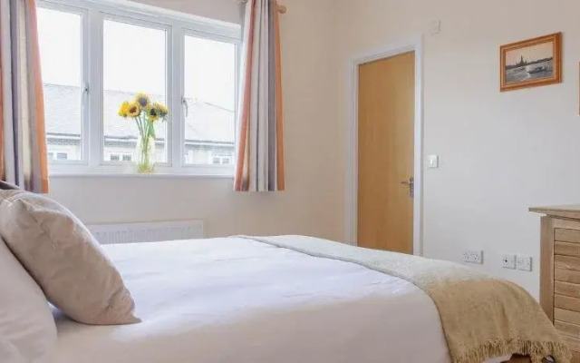 Camstay Townhouse