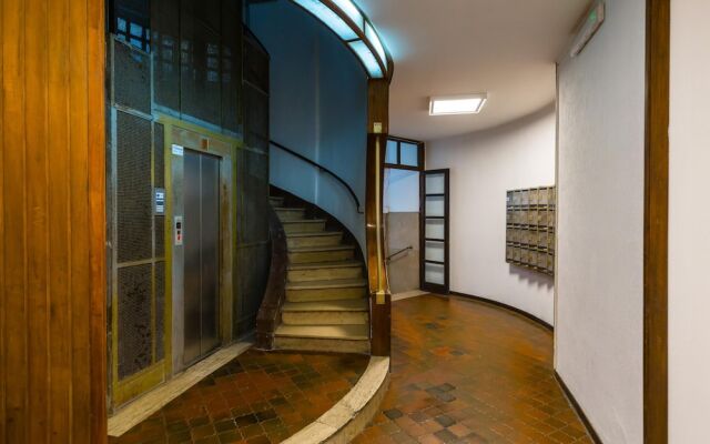 Green Tea Flat at Piazza Carit by Wonderful Italy