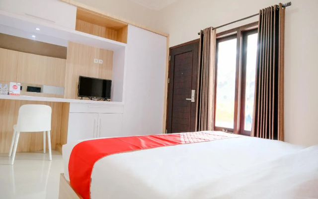 OYO 2140 Hs Residence