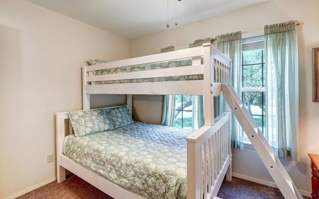 Seashell Memories 2 Bedroom Home by RedAwning