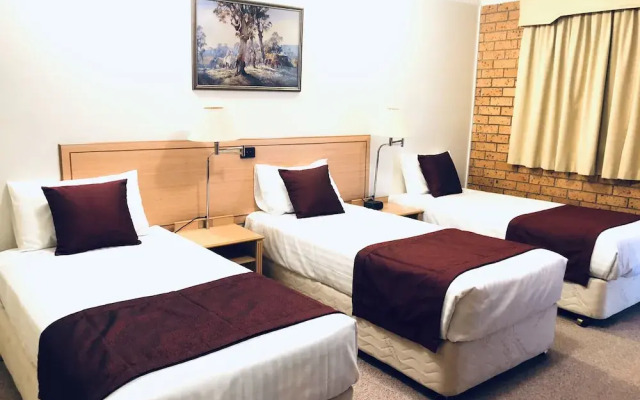 Overlander Motor Lodge