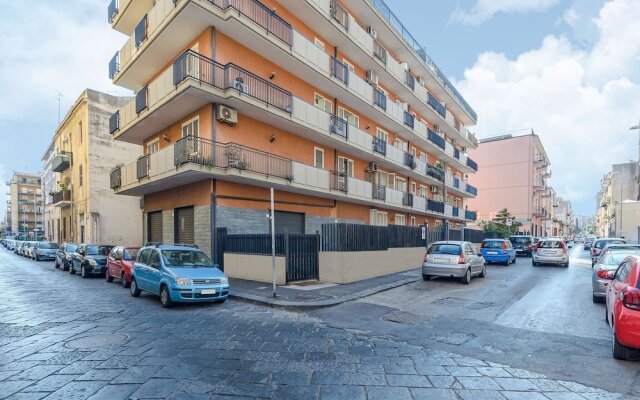 Beautiful Holiday Home in Catania with Barbecue