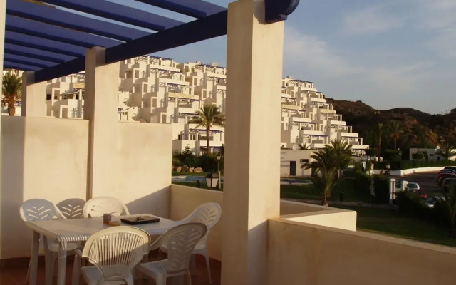 3 Bed Apartment to Rent in Mojacar, Spain
