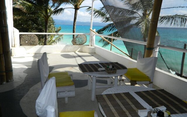 Artista Beach Villa
